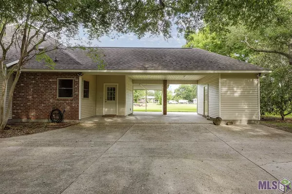 Prairieville, LA 70769,37210 MILLER RD