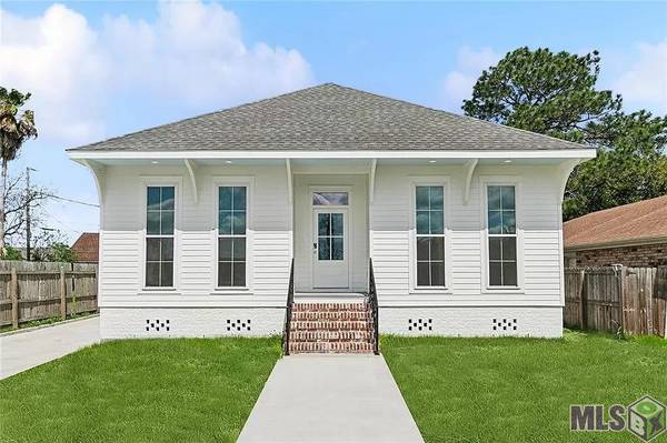 309 LYNX Drive, Arabi, LA 70032