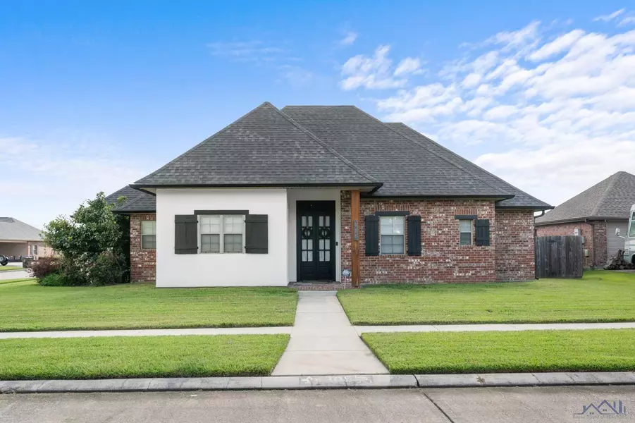 305 BRENTWOOD DR, Houma, LA 70360