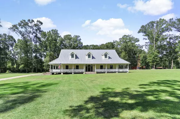 11093 JOHNSON RD, Denham Springs, LA 70726