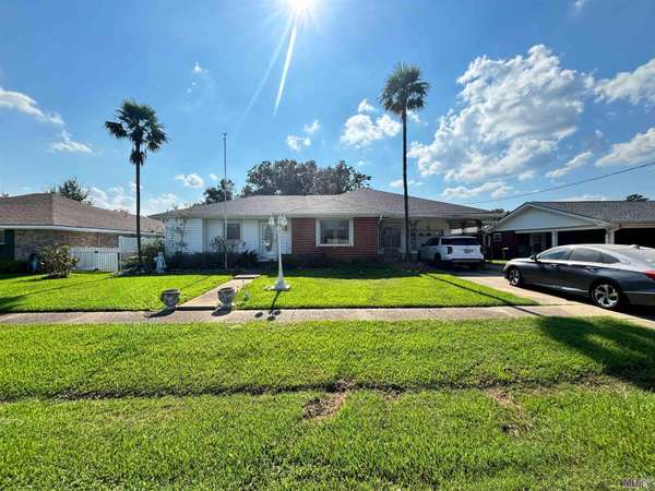 221 N EZIDORE AVE, Gramercy, LA 70052