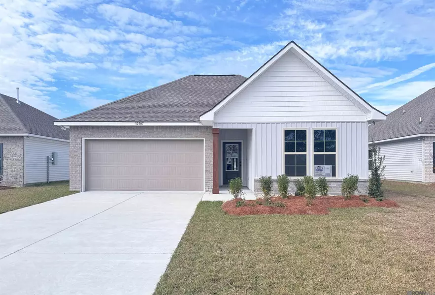 32507 WHITE BLOOM LN, Walker, LA 70785