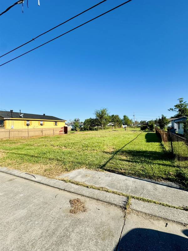 2614 ISABEL ST, Houma, LA 70363