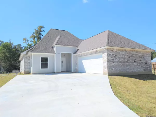 11192 WHISPERING OAKS DR,  Denham Springs,  LA 70726