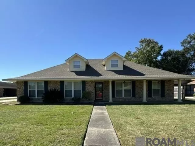 2225 MONACO DR, Baton Rouge, LA 70815