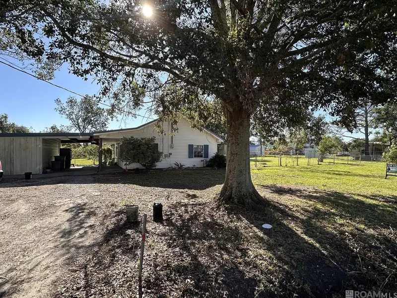 319 Dantin Street, Raceland, LA 70394