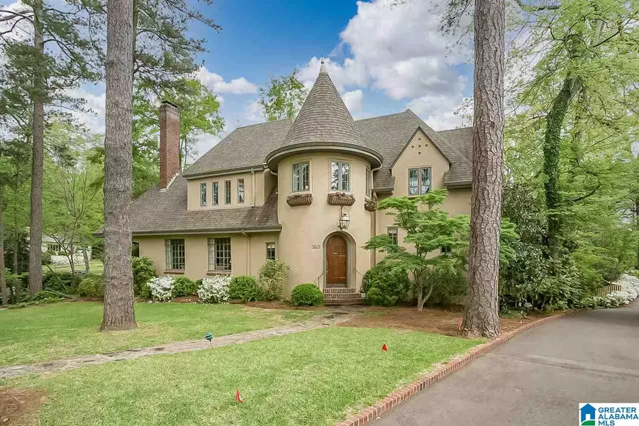 3025 CANTERBURY ROAD, Mountain Brook, AL 35223