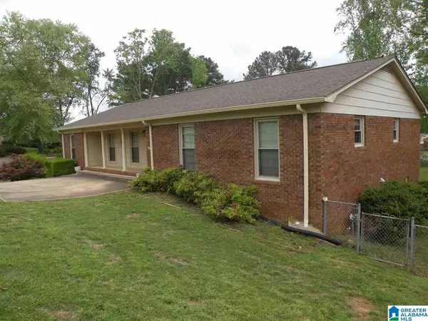 Sylacauga, AL 35151,996 KINGSTON DRIVE