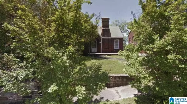942 5TH PLACE W, Birmingham, AL 35204