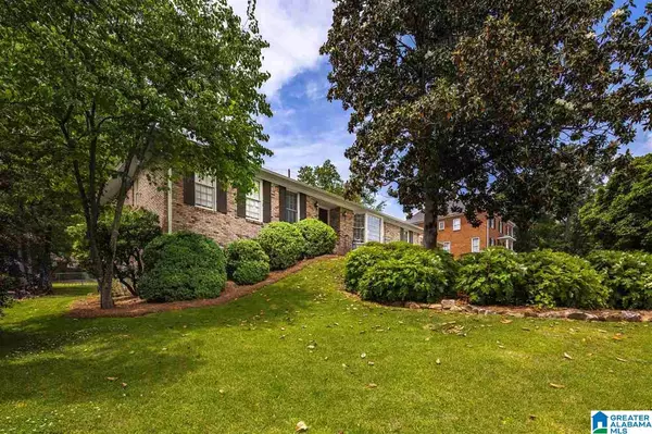 Mountain Brook, AL 35223,3532 SPRING VALLEY TERRACE