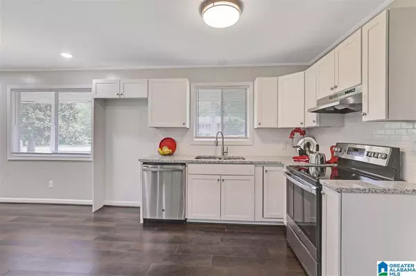 Hueytown, AL 35023,143 22ND STREET