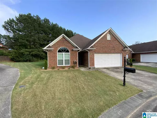 6704 PARKWOOD COVE, Trussville, AL 35173