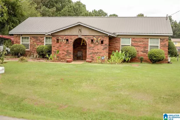 134 MEADOW LANE, Eastaboga, AL 36260