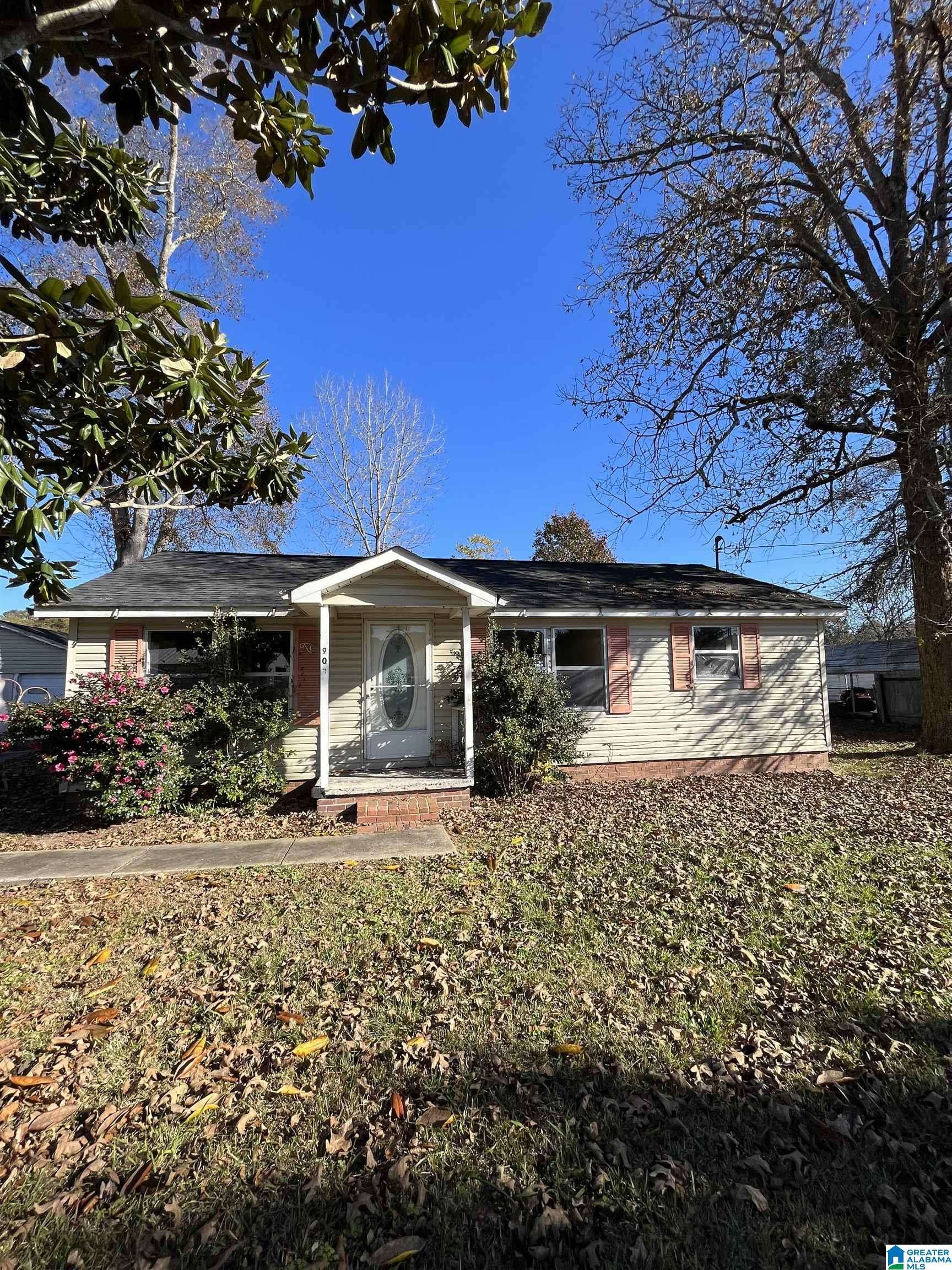 903 KERSHAW AVENUE, Gadsden, AL 35903