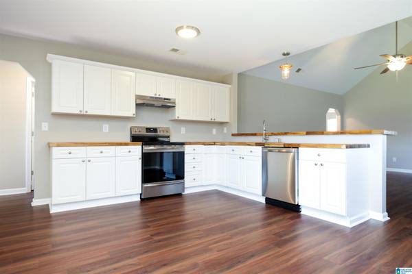 Clanton, AL 35045,126 PARK DRIVE N