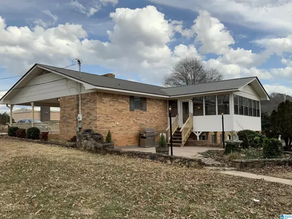 Guntersville, AL 35976,3124 OAKWOOD DRIVE