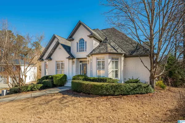 Vestavia Hills, AL 35243,1100 CAHABA WOODS CIRCLE