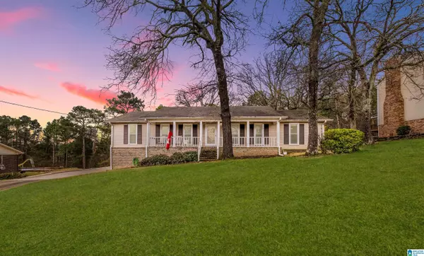 6919 ROWAN ROAD, Leeds, AL 35094