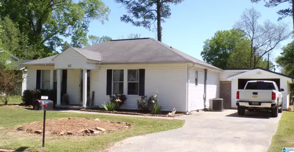 122 S CANNON AVENUE, Sylacauga, AL 35150