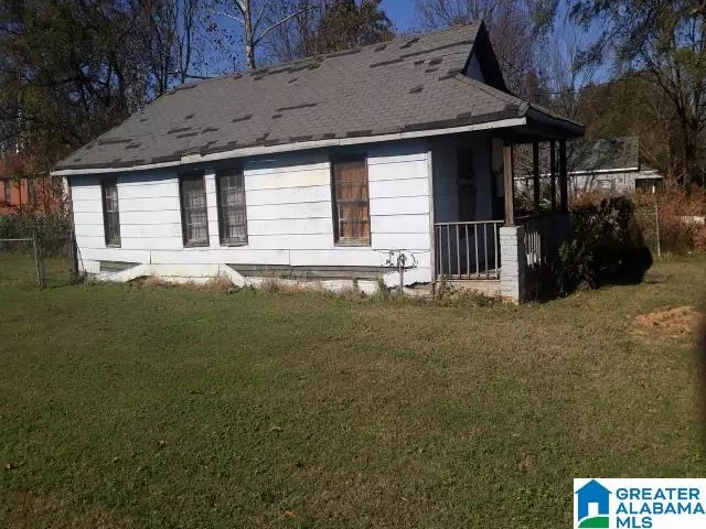 Anniston, AL 36207,1514 GLENADDIE AVENUE