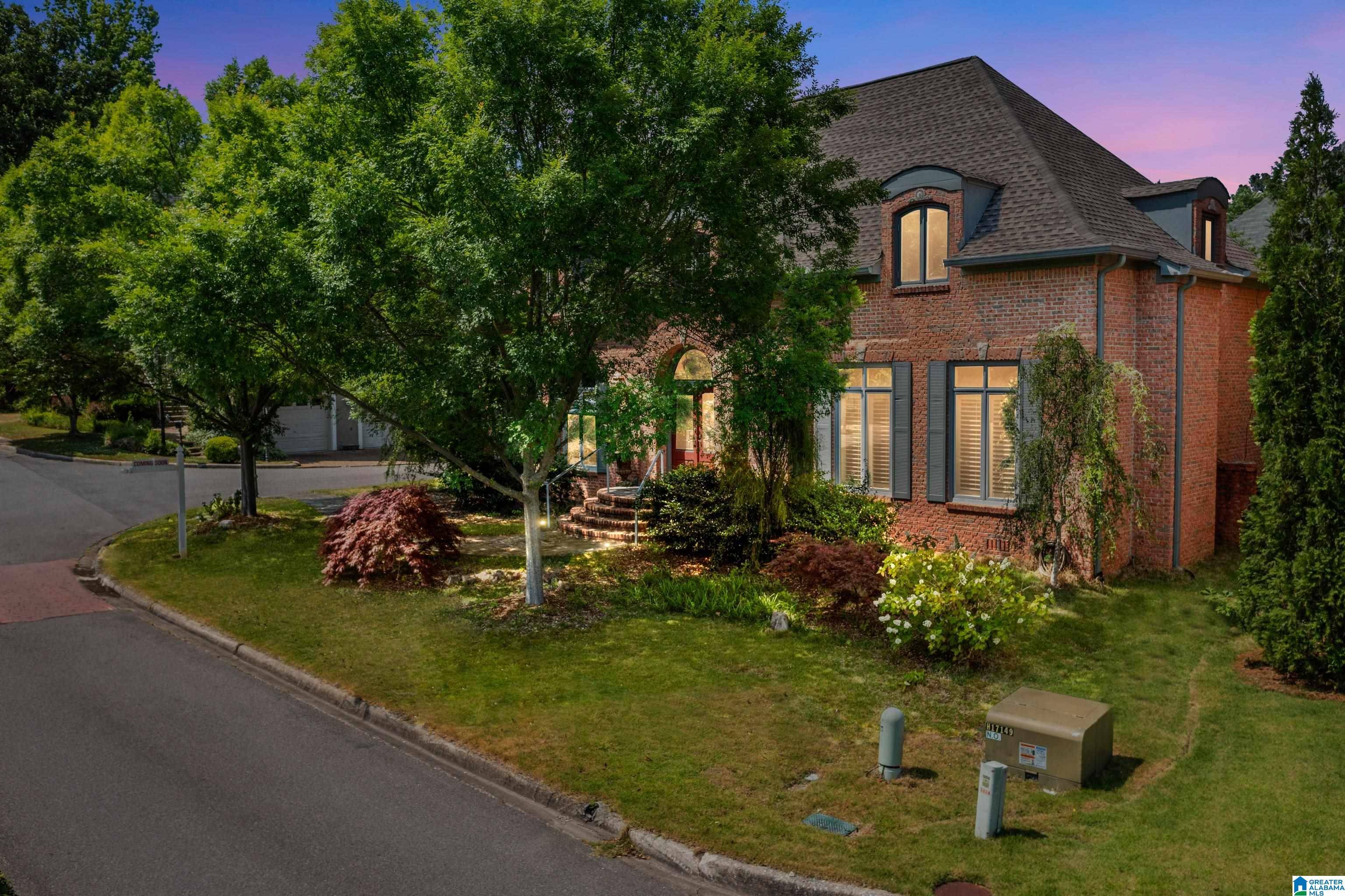 3110 WELLINGTON PARKWAY, Vestavia Hills, AL 35243