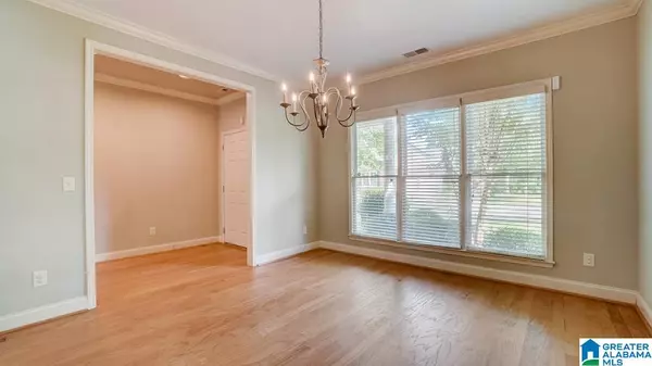 Vestavia Hills, AL 35242,4154 ALSTON LANE