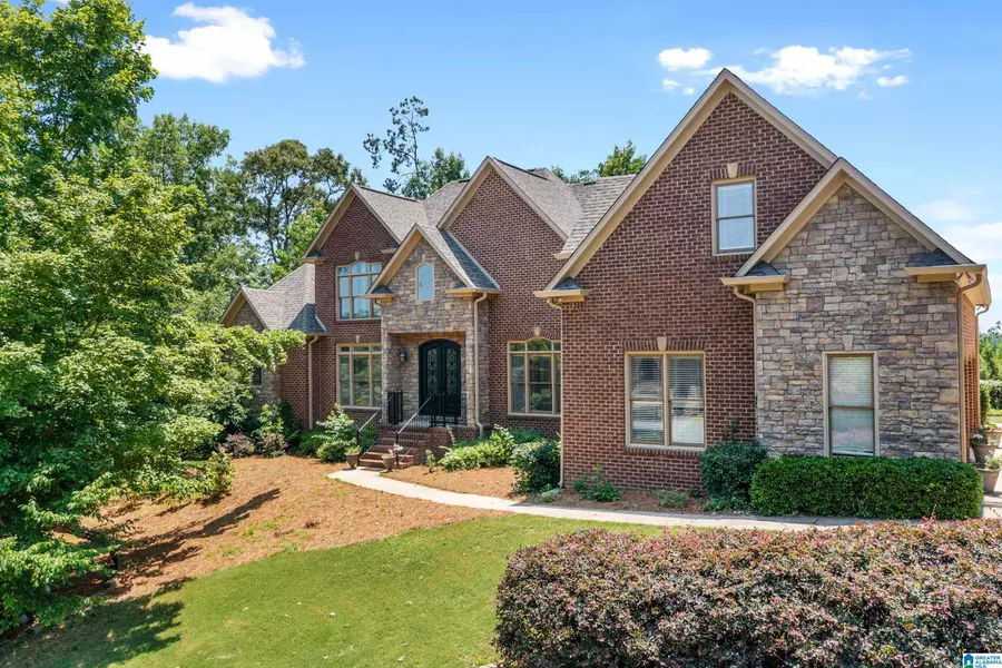 1542 HIGHLAND GATE POINT, Hoover, AL 35244