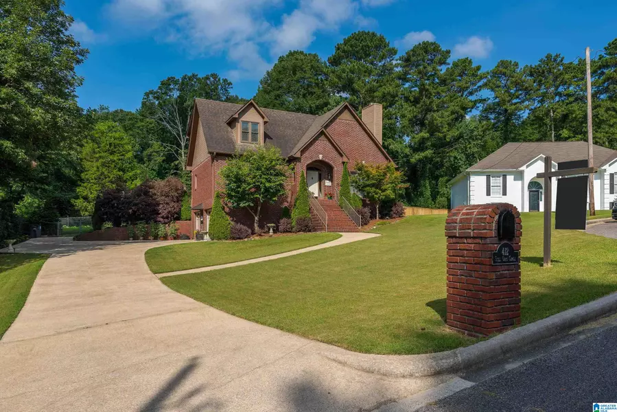 412 STILL OAKS CIRCLE, Trussville, AL 35173