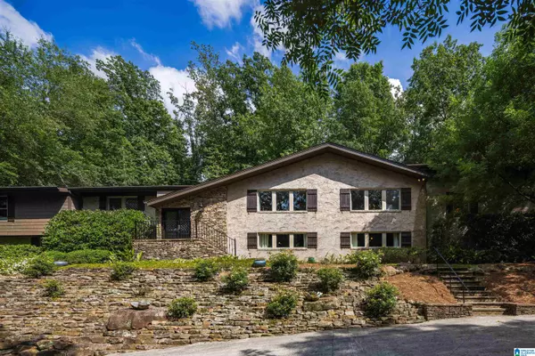 Mountain Brook, AL 35223,3330 CROSSHILL ROAD