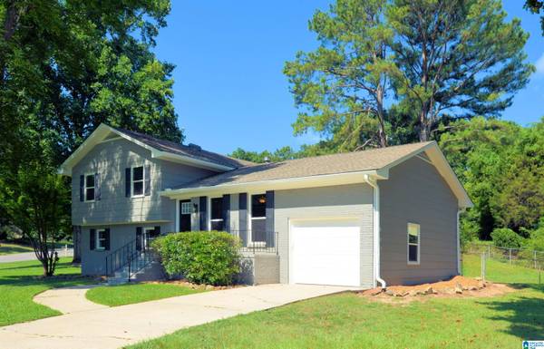 500 CREEKVIEW TERRACE, Pelham, AL 35124