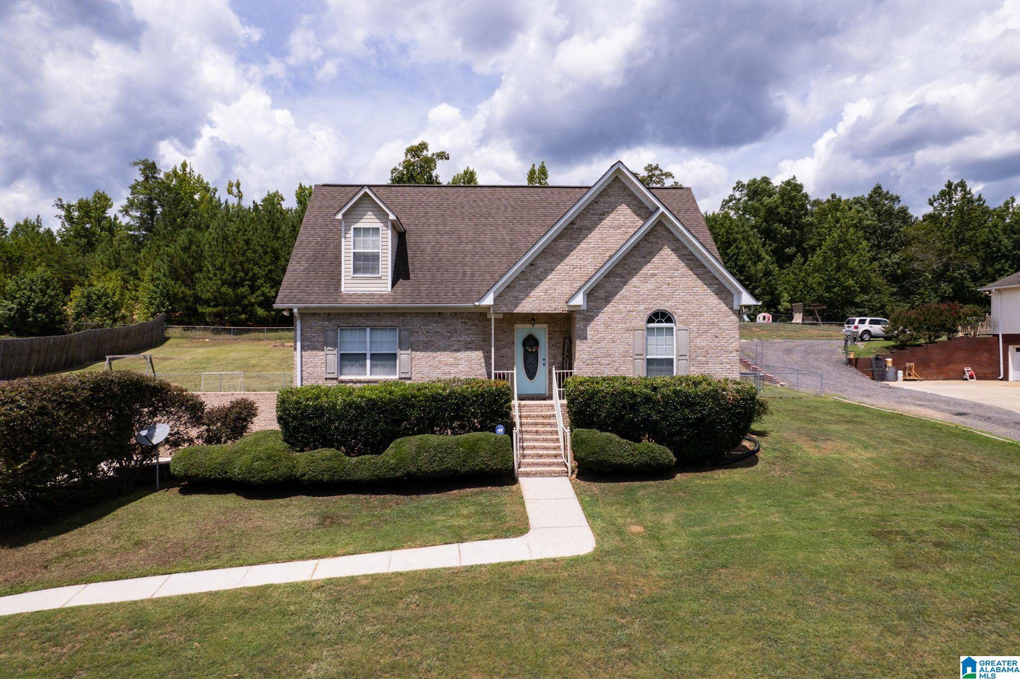 1121 ARMSTRONG LOOP,  Hayden,  AL 35079