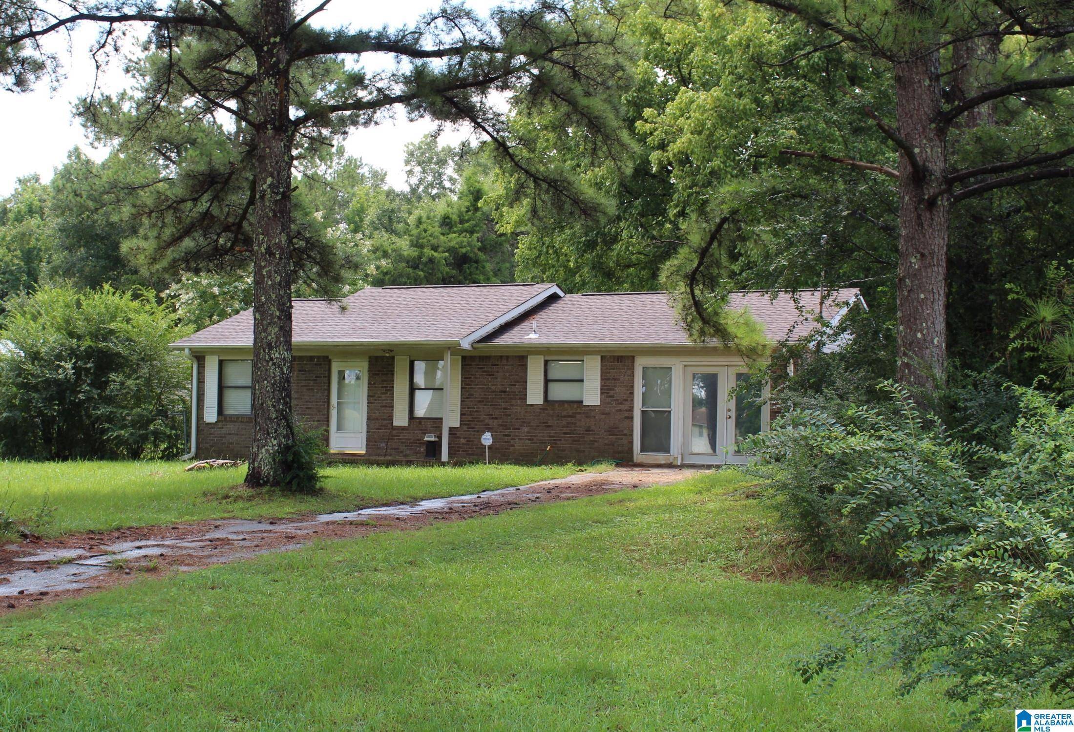 1408 COUNTY ROAD 201, Calera, AL 35040