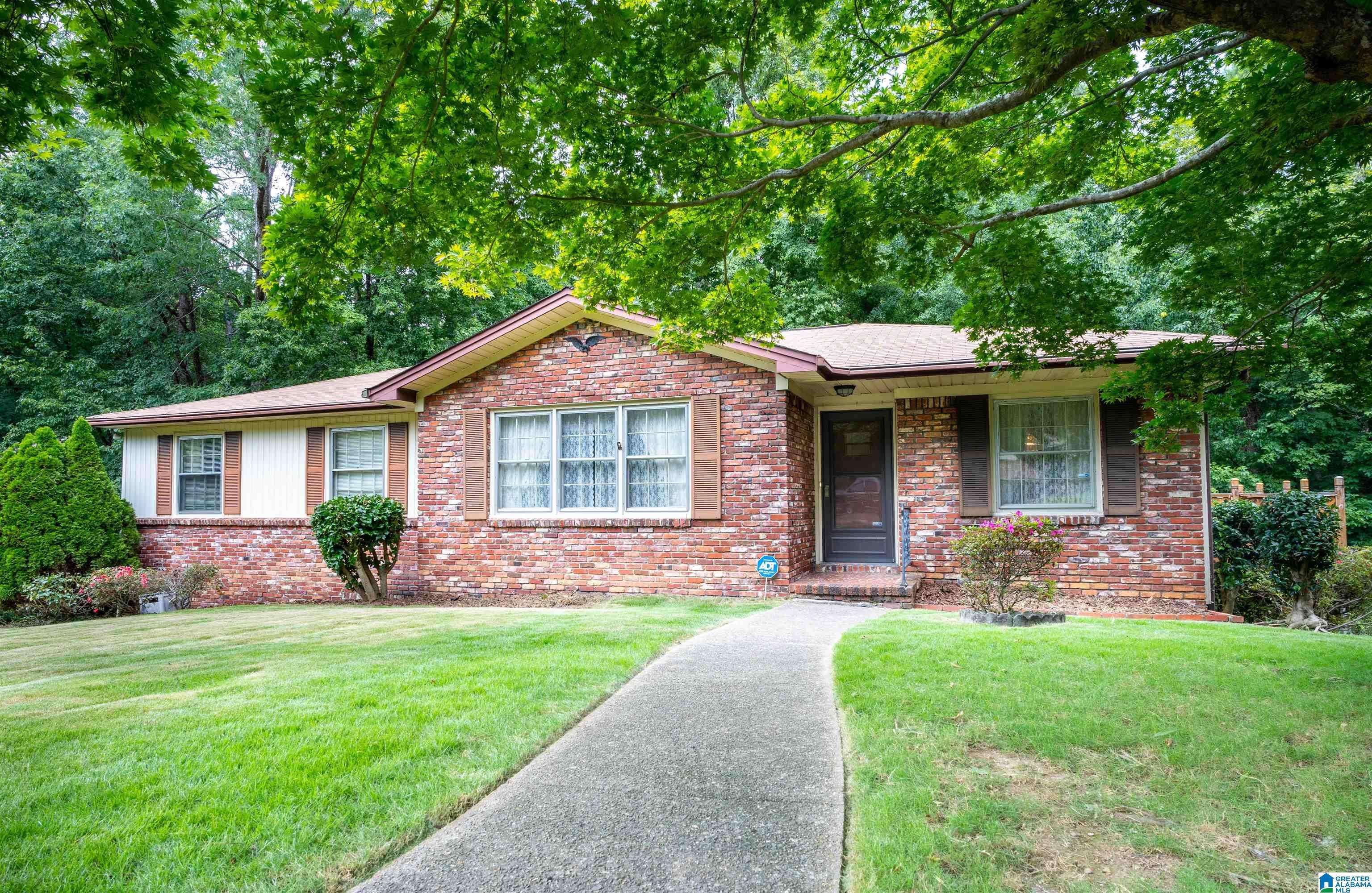 1084 FOREST BROOK DRIVE, Homewood, AL 35226