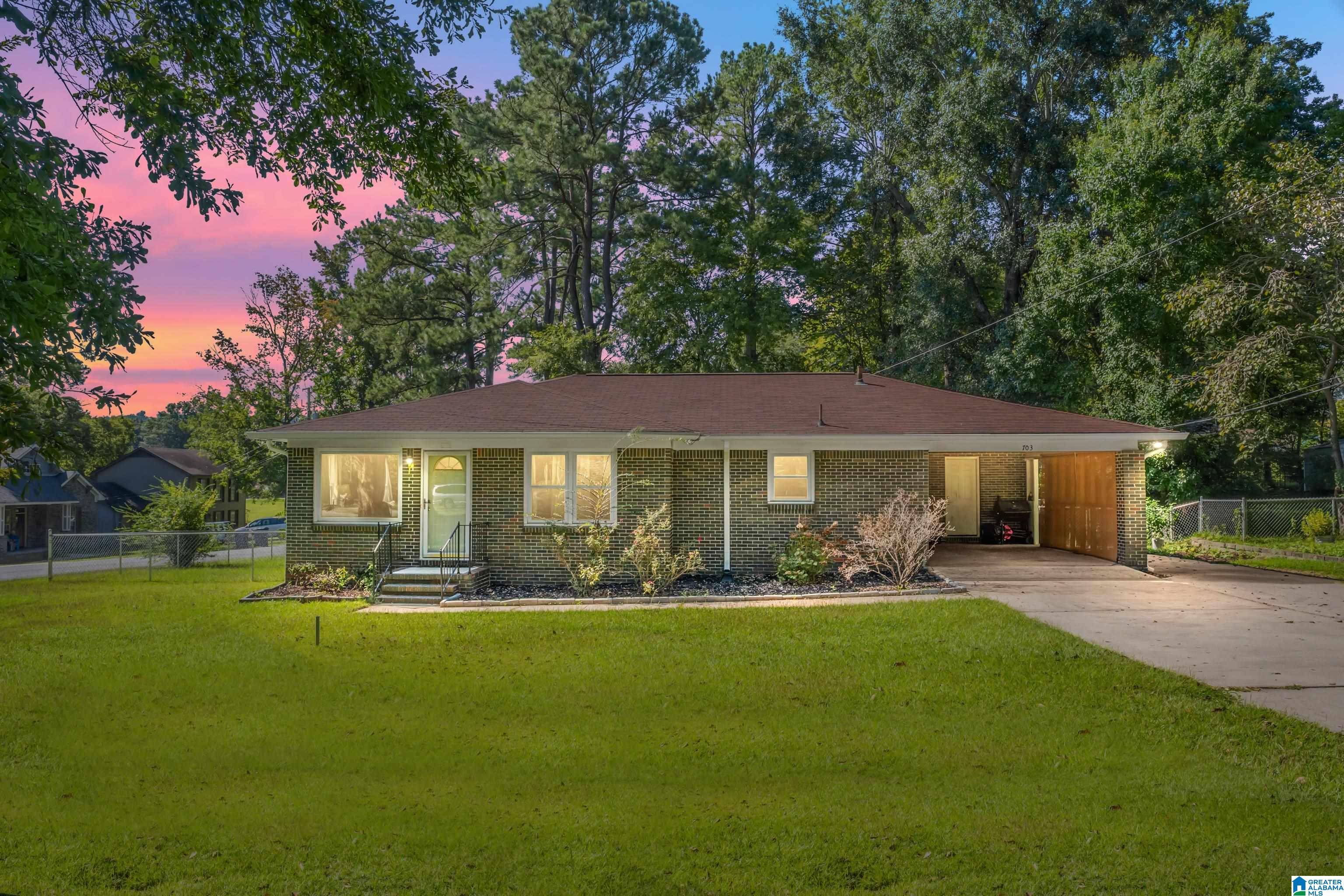 703 3RD AVENUE NW, Alabaster, AL 35007