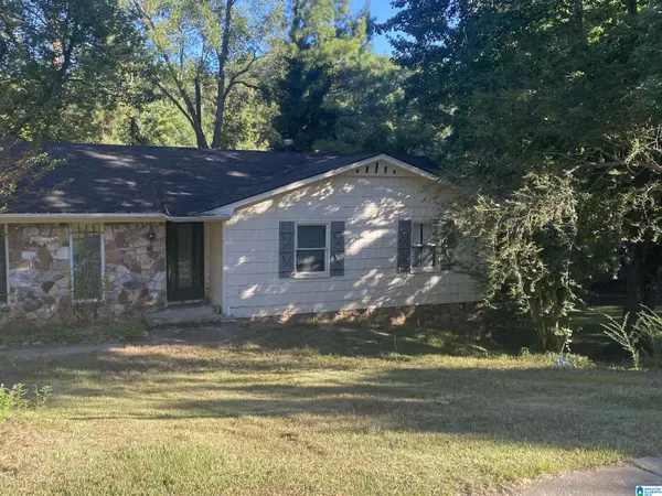 901 WINCHESTER CIRCLE, Birmingham, AL 35235