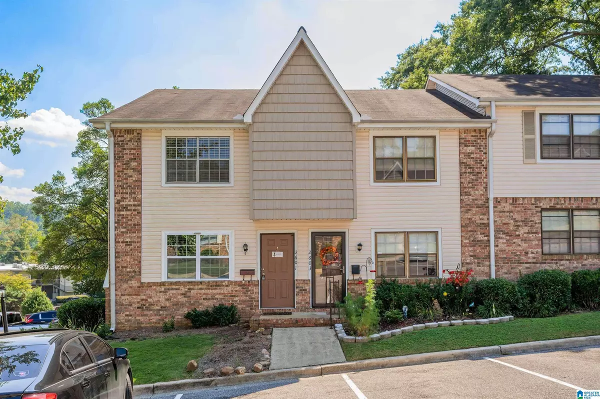 Vestavia Hills, AL 35216,2601 SOUTHBURY CIRCLE #2601