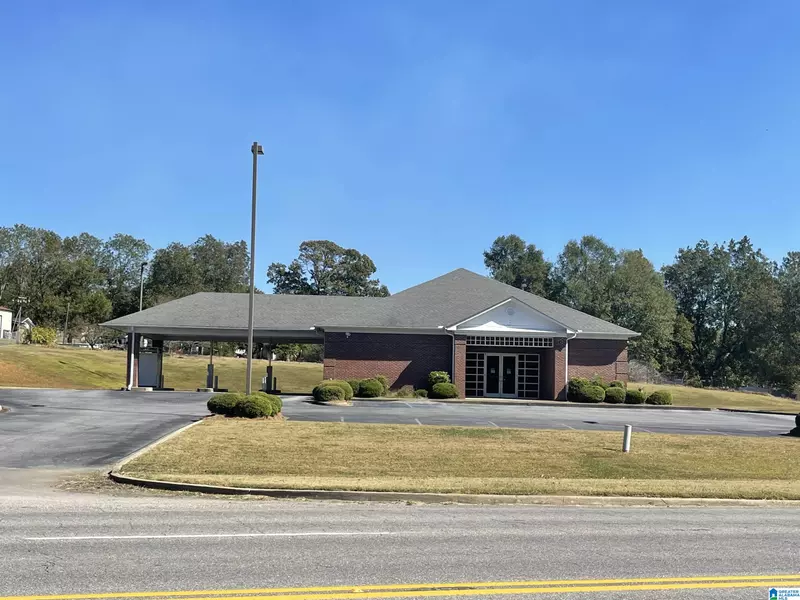 20688 HIGHWAY 31, Thorsby, AL 35171