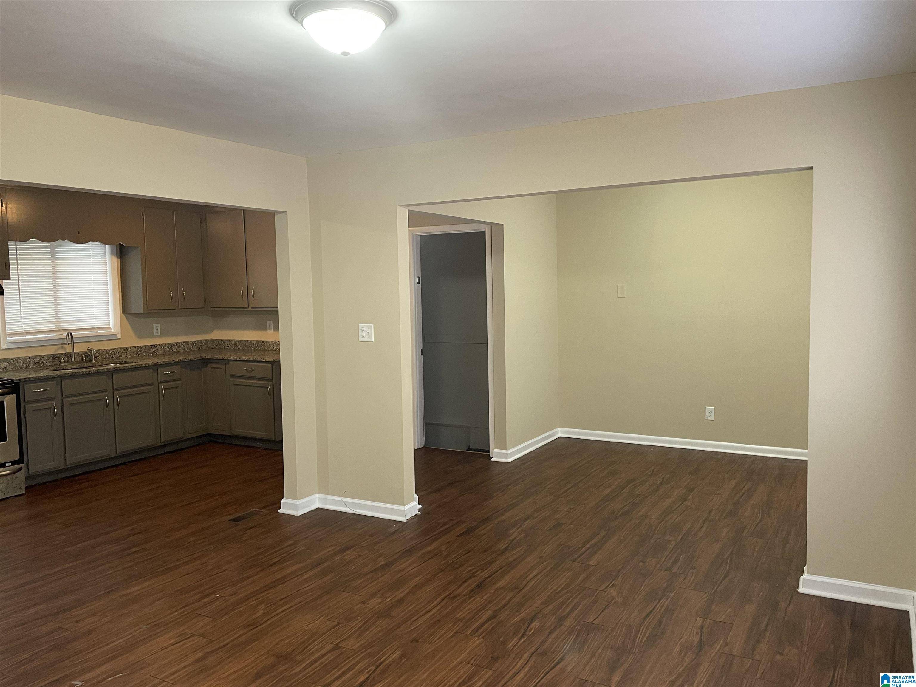 Center Point, AL 35215,513 NW 16TH TERRACE