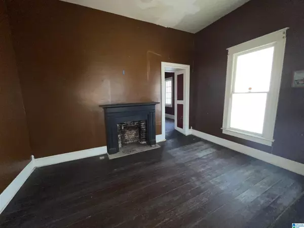 Sylacauga, AL 35150,300 E 3RD STREET