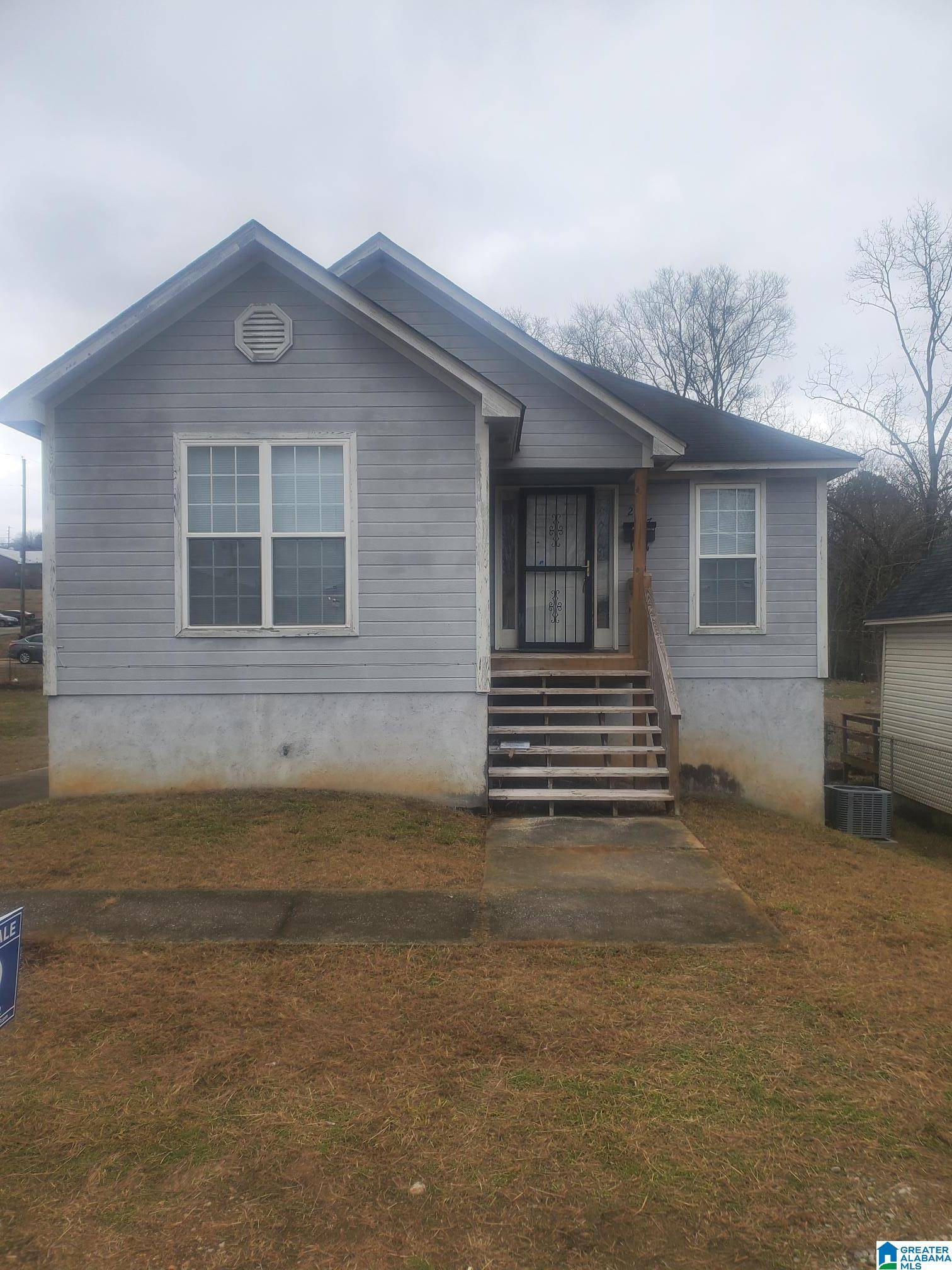2127 FAIRFAX AVENUE, Bessemer, AL 35020