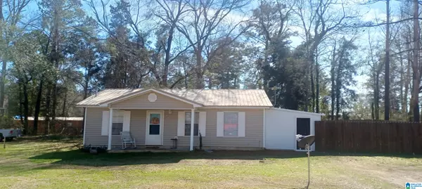 Evergreen, AL 36401,71 SHORT LANE