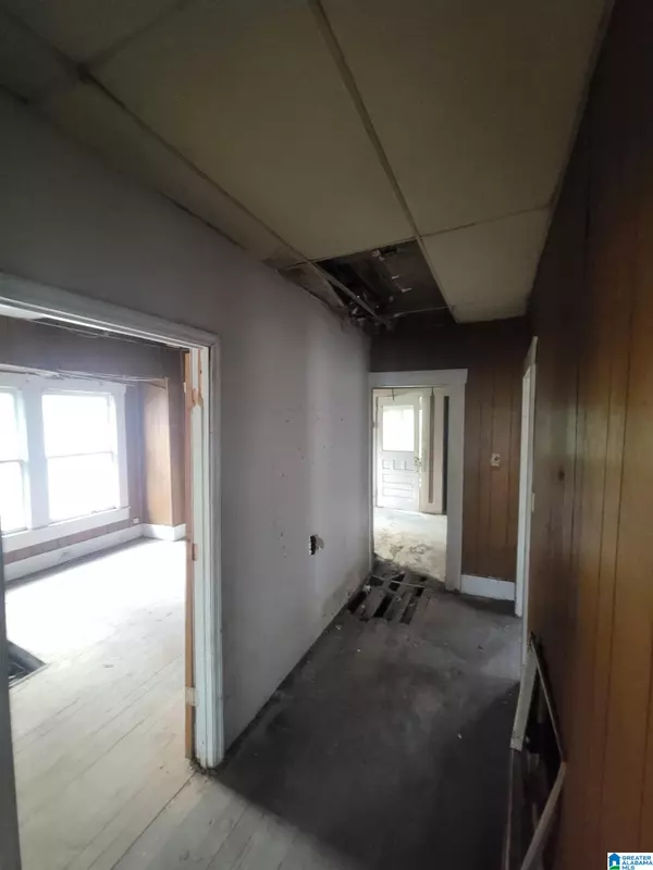 Birmingham, AL 35208,2404 30TH STREET