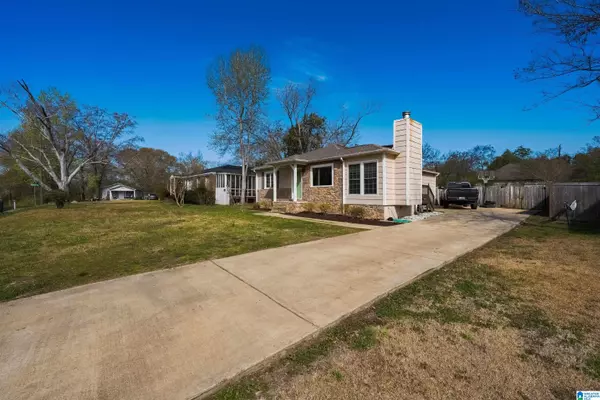 587 SPRINGDALE ROAD, Mount Olive, AL 35117