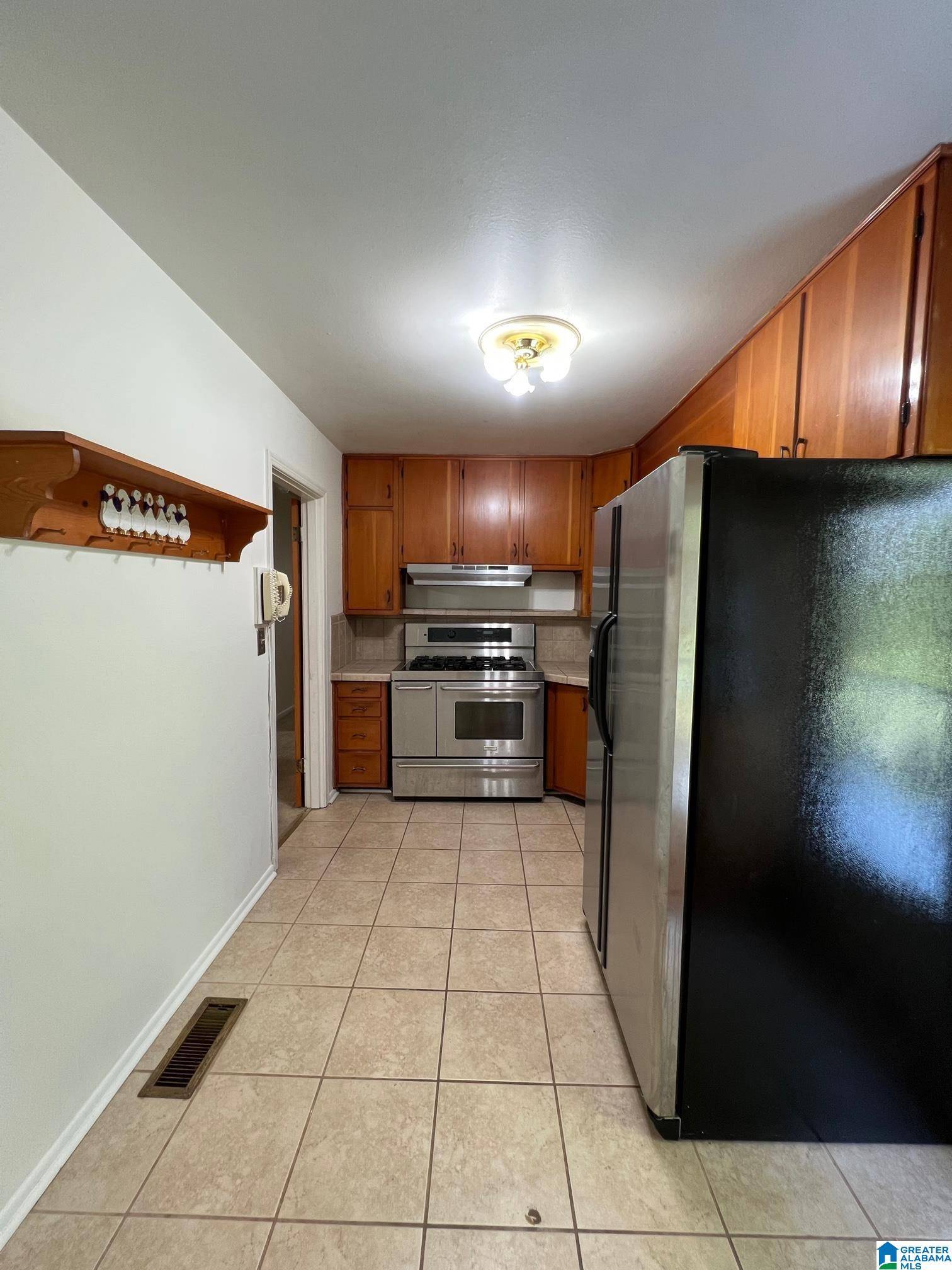 Birmingham, AL 35215,9808 REDCLIFF ROAD