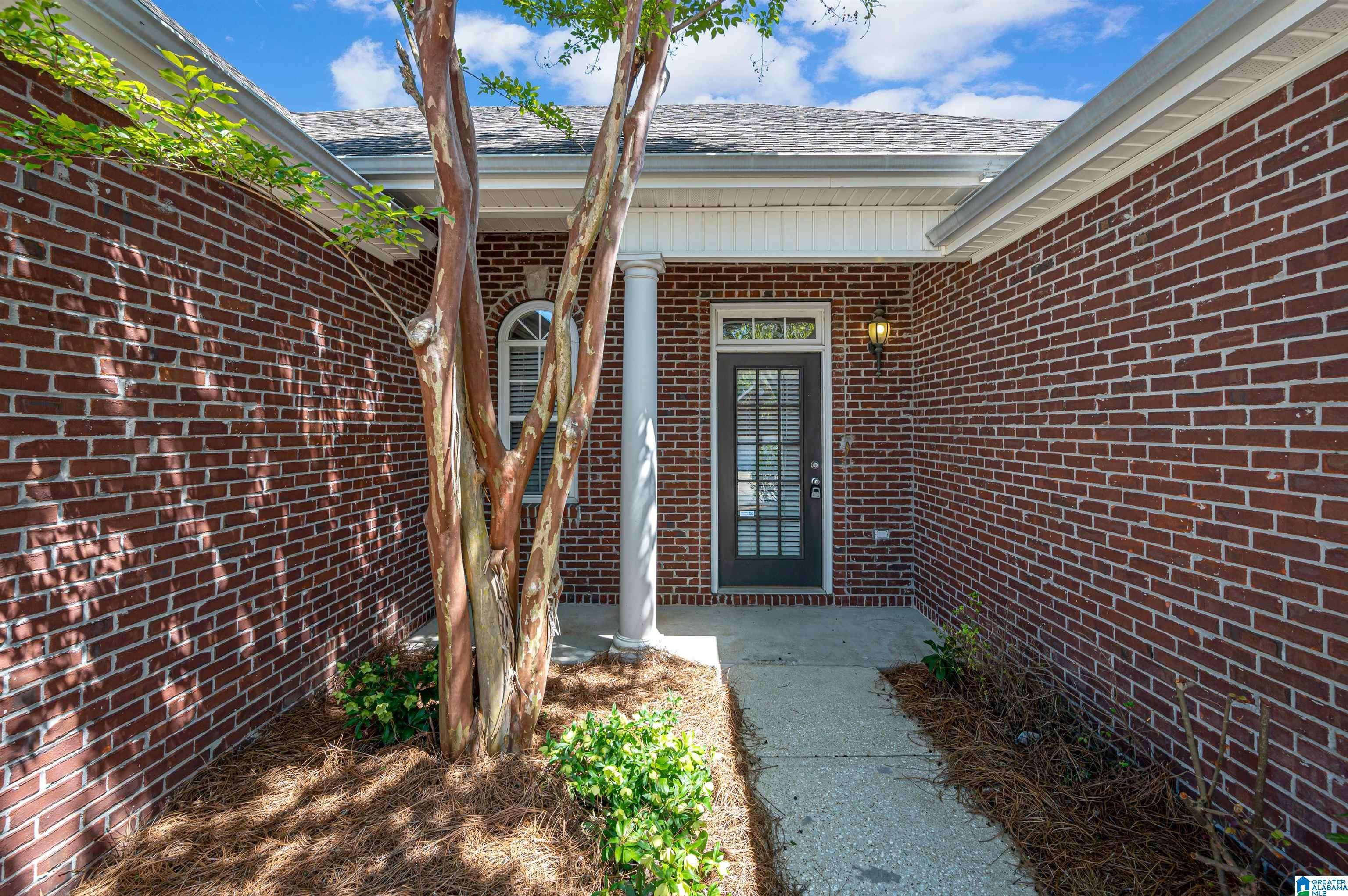 Pelham, AL 35124,116 VILLAGE LANE