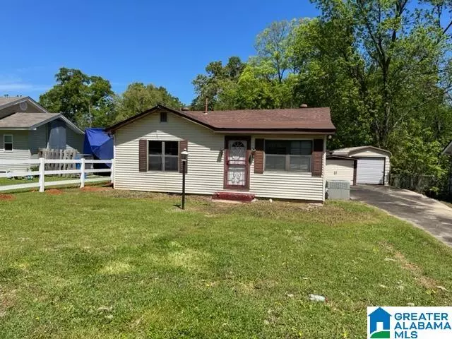 246 1ST AVENUE NW, Graysville, AL 35073