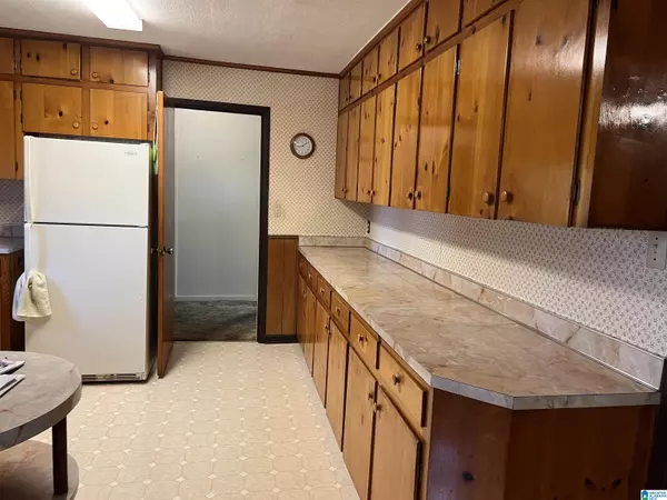 Oxford, AL 36203,1220 JACKSON AVENUE