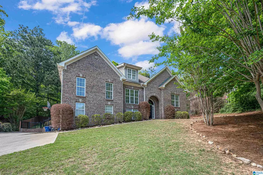 210 WOODBURY DRIVE, Sterrett, AL 35147