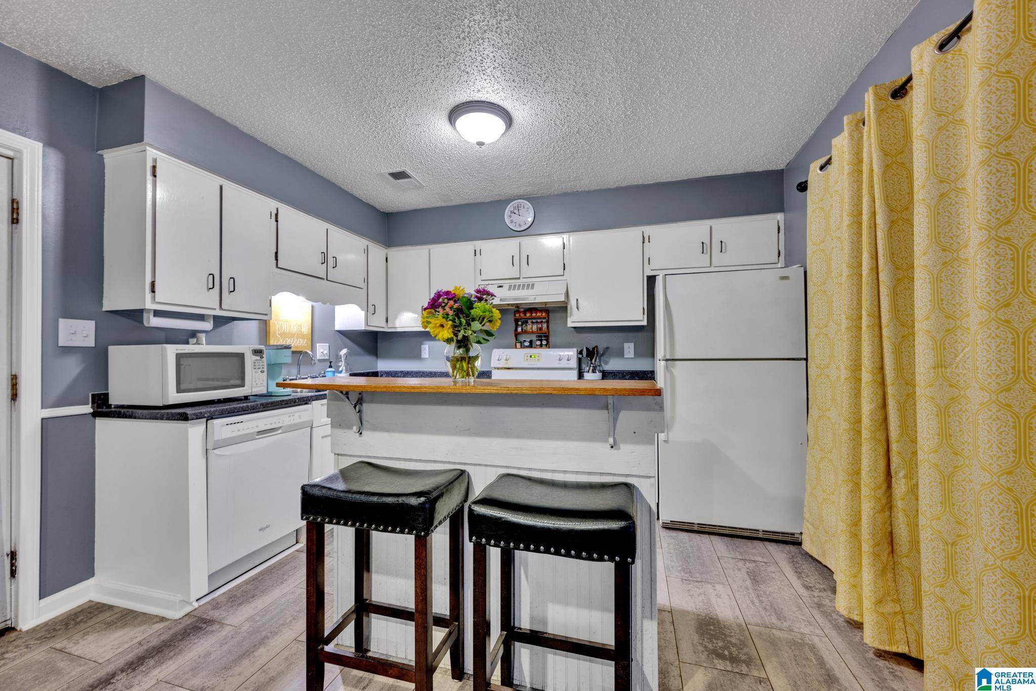 Alabaster, AL 35007,1566 APPLEGATE LANE