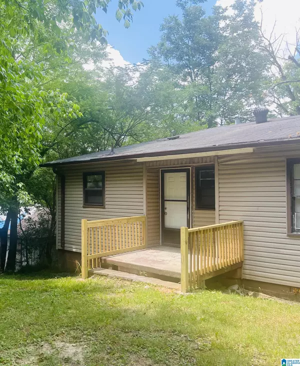 Tarrant, AL 35217,1389 PROSCH AVENUE